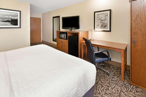 La Quinta Inn & Suites by Wyndham Missoula image 21