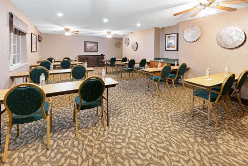 La Quinta Inn & Suites by Wyndham Missoula image 6